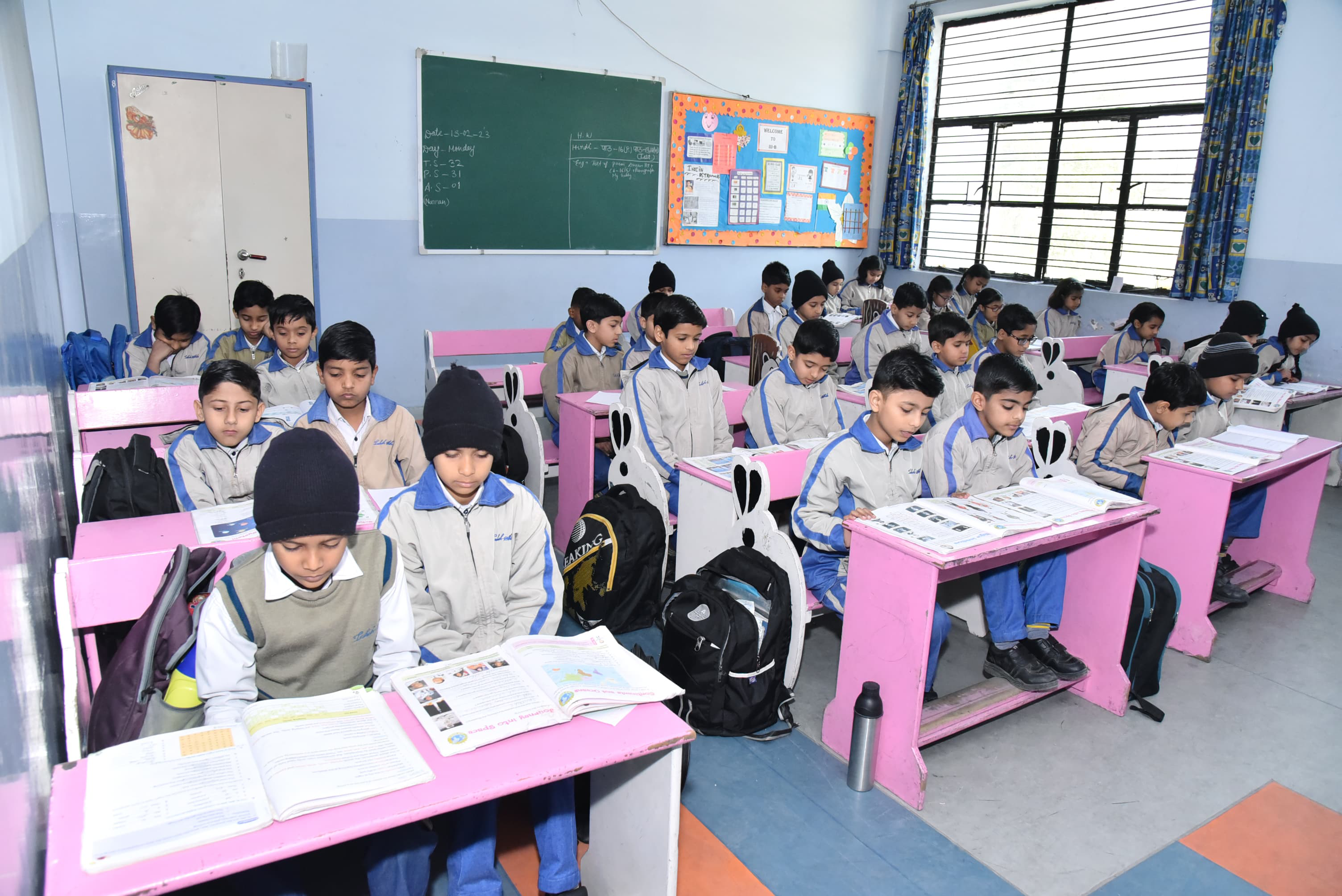 Classroom learning The Taksh Shila School Faridabad CBSE smart class