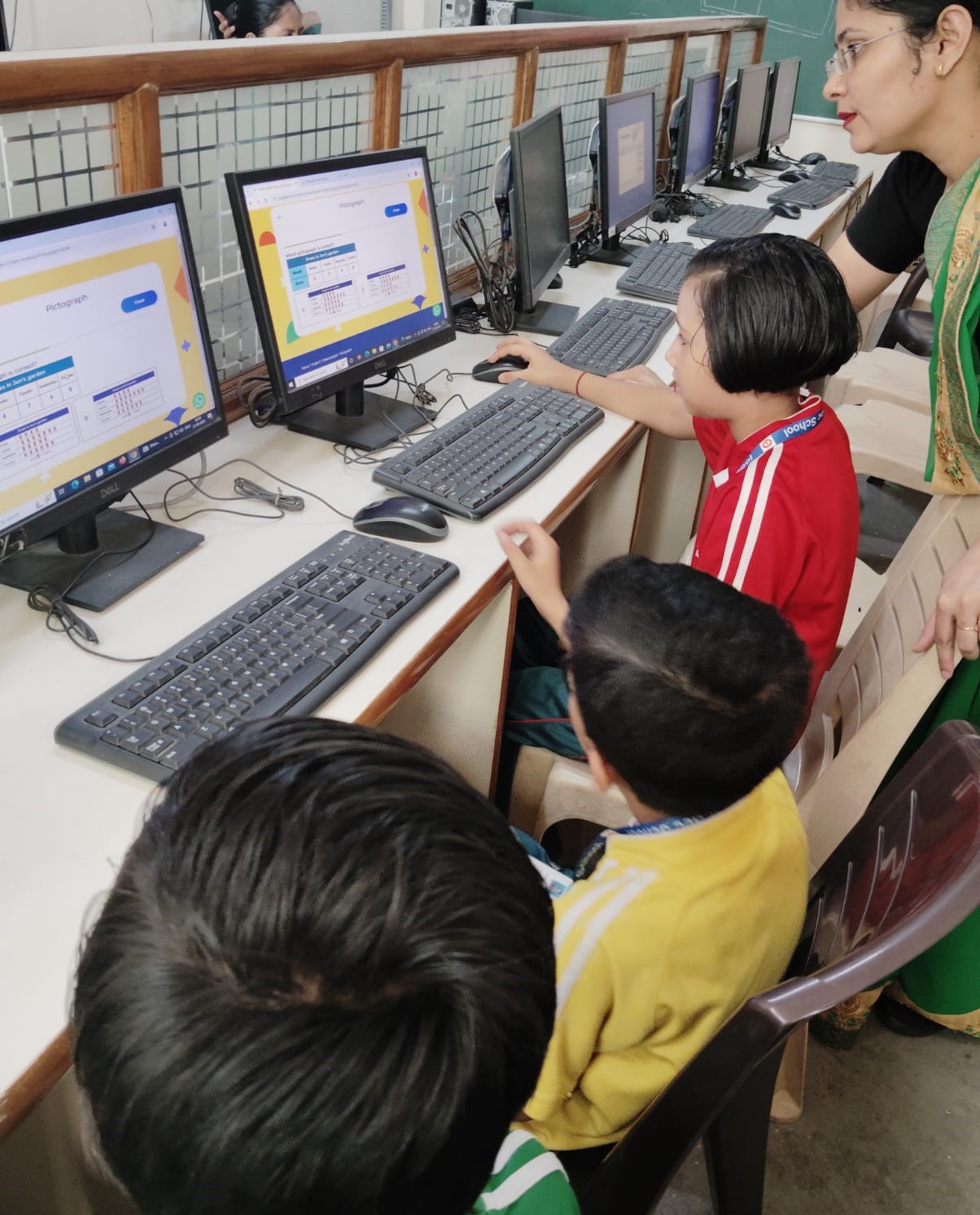 Web geek club technology students The Taksh Shila School Faridabad coding